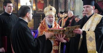Митрополит Киприан отслужи благодарствен молебен по случай 80-ата годишнина от спасяването на българските евреи