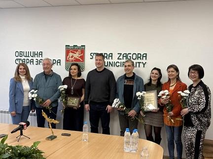 Община Стара Загора отличи Държавния куклен театър за наградата „ИКАР 2026“ 