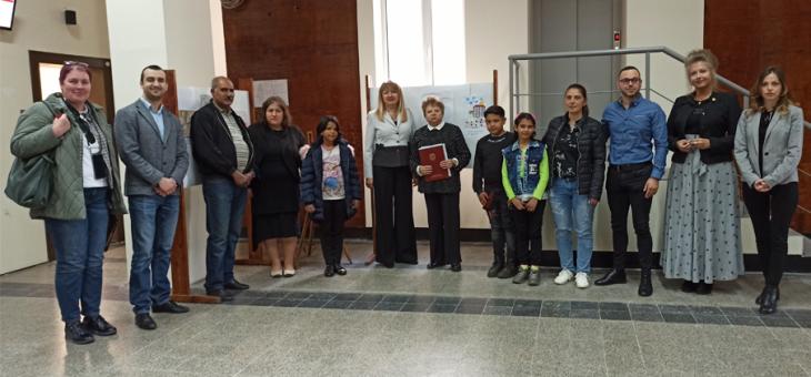 Районният съд в Стара Загора проведе Ден на отворените врати и награди участници в конкурс