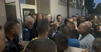 Напрежение пред полицията в Нова Загора след жестокото убийство