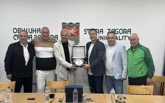 Наско Сираков в Стара Загора: Дисциплината е първата и най-важна стъпка към успеха