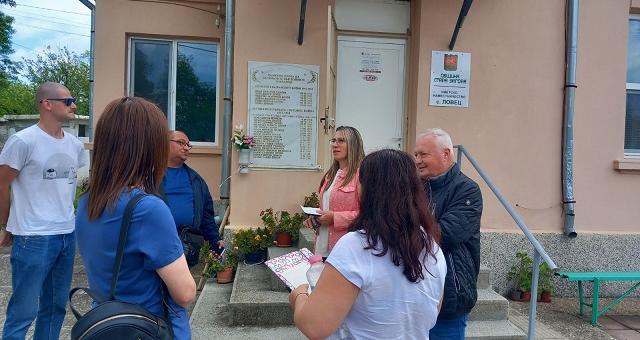 Комисия от Община Стара Загора и ДСП посети над 80 къщи в селата Стрелец и Ловец, засегнати от градушката   