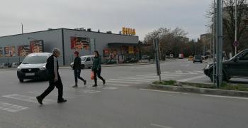 Обезопасяват опасно кръстовище в Стара Загора