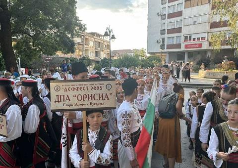Детско-юношески представителен ансамбъл „Орисѝя" беше гост на V Международен детски фолклорен фестивал „DEFFEST 2025" в Сърбия   