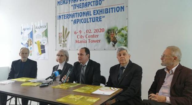 Бюджетът по Националната програма по пчеларство е в размер на 6.4 млн. лв. 