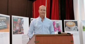 Патрик Смитьойс: Трябва да бъде възстановено доверието към институциите
