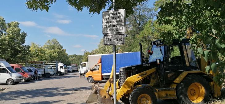 Няма работа за камионите от товарната пиаца в Стара Загора
