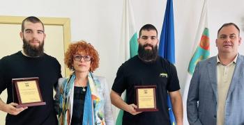 В Раднево връчиха благодарствени плакети на изявени спортисти