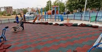 Ремонтират детските площадки в старозагорския квартал „Железник“