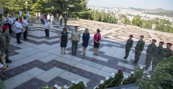 Стара Загора се поклoни пред паметта на бранителите си