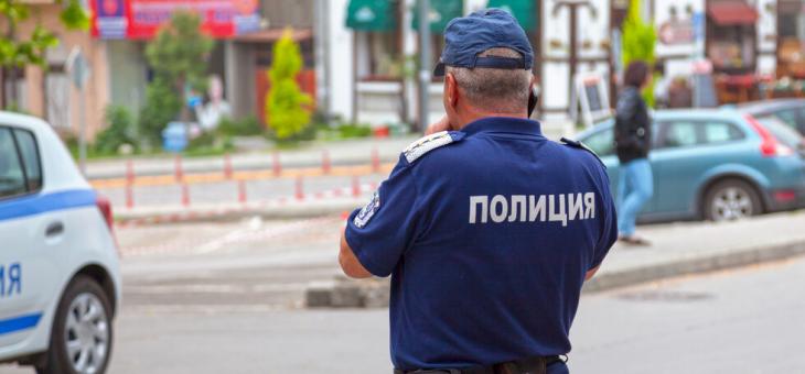 Нарязаха гуми на автомобил в Стара Загора