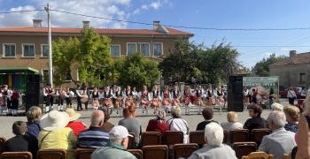 С богата програма отбелязаха Празника на ореха в село Оряховица