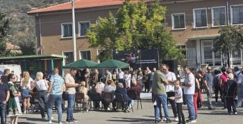 Старозагорското село Оряховица събра поколения и традиции на деветия Празник на ореха