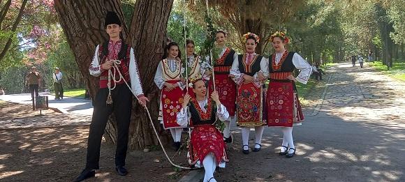 С музика, спорт и творчество премина празникът „Зелен, зелен Гергьовден“