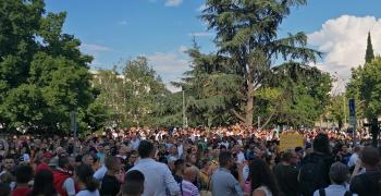 В Стара Загора: Гняв, съпричастност и надежда за справедливост заради 18-годишното момиче