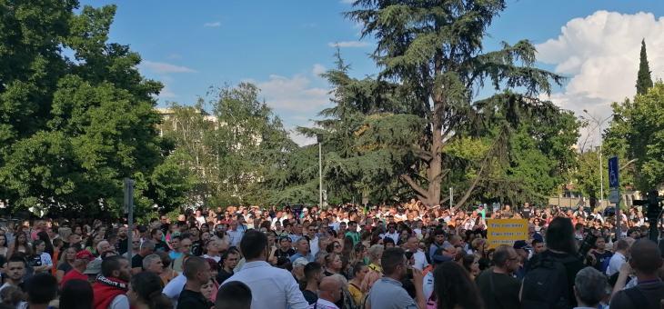 В Стара Загора: Гняв, съпричастност и надежда за справедливост заради 18-годишното момиче