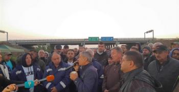 Група от протестиращи миньори и енергетици ще участва в среща в НС