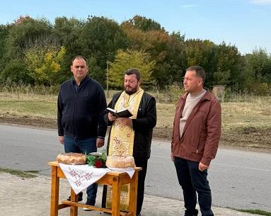 Символична „първа копка“ постави началото на ремонта на общински път  SZR 2153, осигуряващ транспортната връзка със село Даскал Атанасово