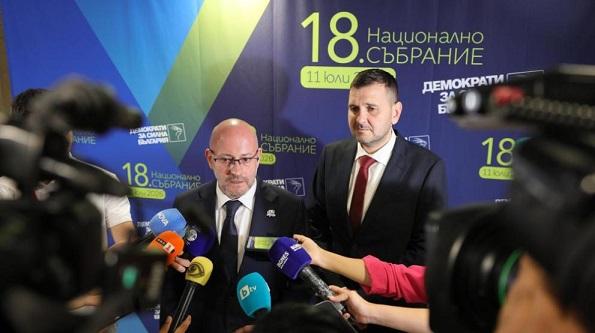 Избраха Радан Кънев за лидер на „Демократи за силна България“