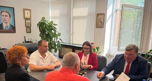 Община Раднево посрещна посланика на Република Молдова в България Н. Пр. Емил Жакота