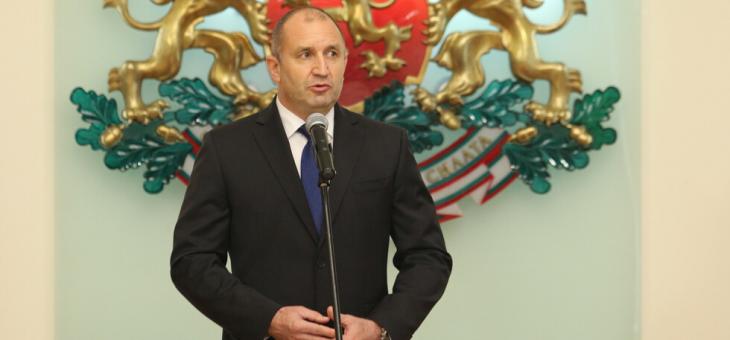 Радев връчва мандата на "Продължаваме Промяната" утре