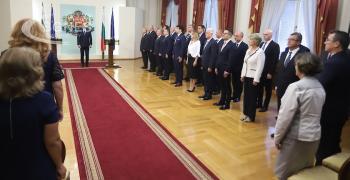 Румен Радев към служебния кабинет: Основното предизвикателство е свързано със сигурността