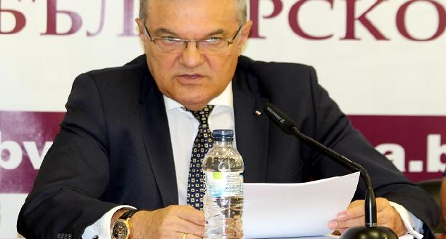 Румен Петков: Престъпление на ген. Мутафчийски и Щаба е ниската интензивност на тестванията