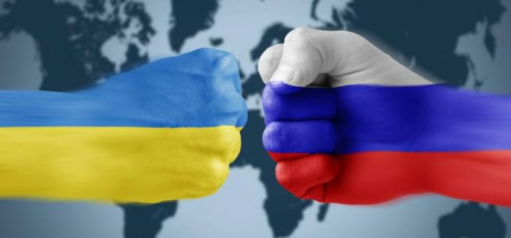 Светлинна проекция върху сградата на парламента в подкрепа на Украйна | ВИДЕО