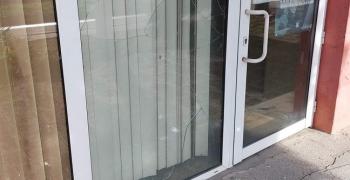 Счупиха стъкла на офиса на старозагорското сдружение "Самаряни"