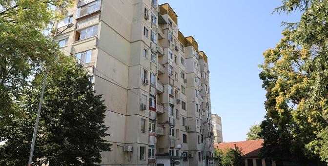 Започна обновяването на 8-етажна жилищна сграда в старозагорски квартал