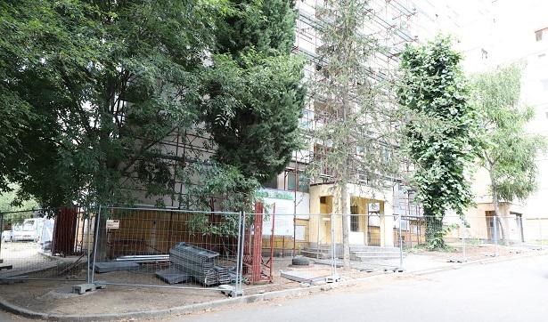 Започна обновяването на жилищна сграда на ул. „Старозагорско въстание" № 26 в Стара Загора по проект за енергийна ефективност