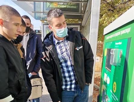 Старозагорски ученици се запознаха с автоматизираната система за таксуване в градския транспорт
