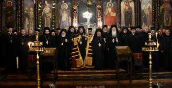 Отслужиха вечерня в катедралния храм „Св. Николай“ в Стара Загора