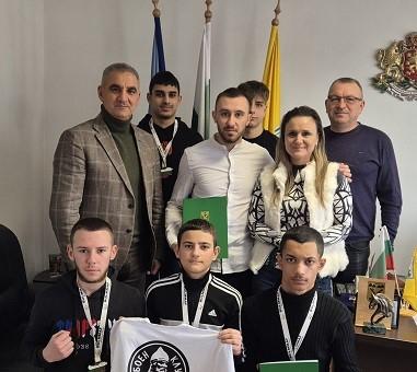 Кметът Кънчо Папазов  благодари на спортистите, че прославят Гурково
