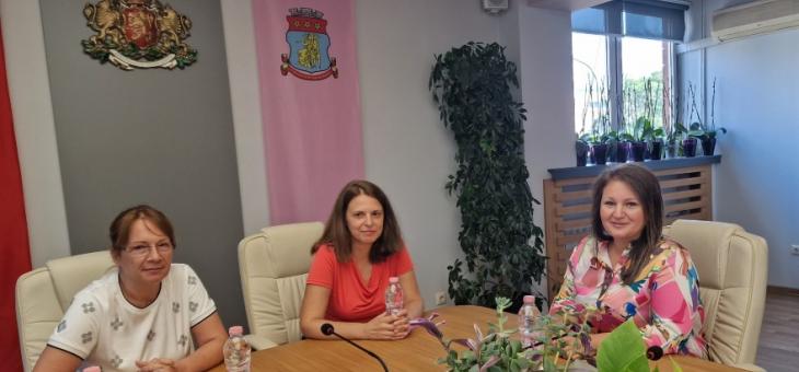 Областният управител Ива Радева се срещна с кметовете на 4 общини от Старозагорска област