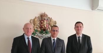 Кметът на Чирпан Ивайло Крачолов се срещна с министъра на икономиката Никола Стоянов