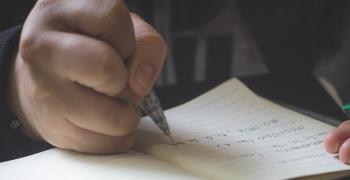 Икономика, педагогика и медицина са най-желаните специалности