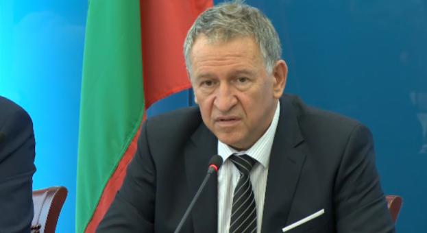 Министър Кацаров: Системата е подготвена за поставянето на трета доза