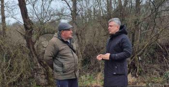 Реката в старозагорското село Остра могила излезе от коритото си