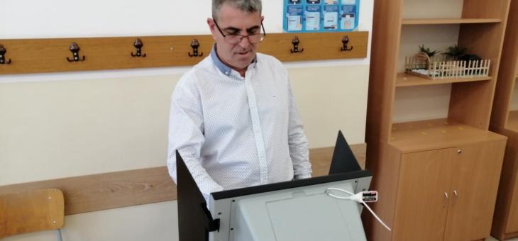 Тихомир Тенев: Гласувам за България, в която хората имат достоен живот