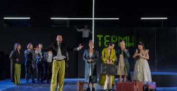 Трупата на Драматичен театър „Гео Милев”открива новия сезон с последната си премиера – „Българският модел” на режисьора Невена Митева