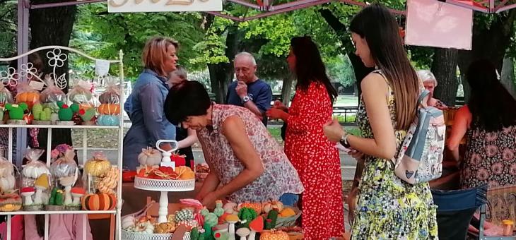 Домашна юфка, плетени тикви, тахан от бял трън са някои от предложенията на Фермерски и занаятчийски пазар в Стара Загора