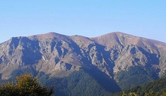 Двама души са спасени в района на връх Триглав, туристка загина