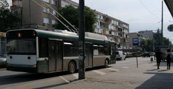 Коледни песни звучат в обществения транспорт в Стара Загора