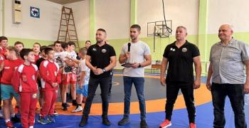 Първият турнир по класическа борба „Теньо Тонев“ събра млади състезатели от цялата страна в Стара Загора