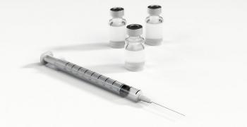 Имунизационните кабинети за ваксинация срещу COVID-19 в Старозагорска област временно няма да работят