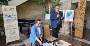 Журналистът Ваньо Стоилов представи в Търговище книгата си „Сплав човешка“