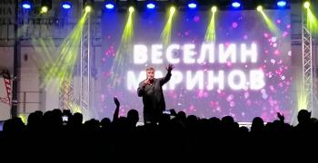 Веселин Маринов зарадва с концерт Гурково