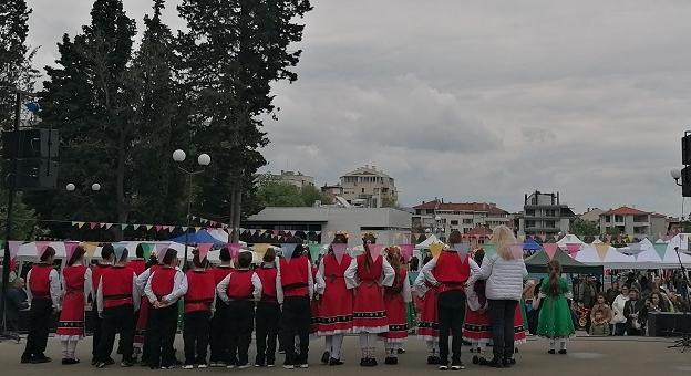 Инцидент с дете на сцената на благотворително събитие в старозагорски парк