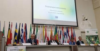 Министърът на енергетиката Румен Радев участва в първия обучителен семинар "Водородна икономика" в Стара Загора